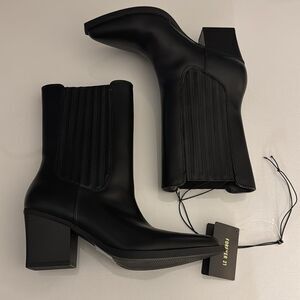 Black Boots Womens 6 Stretch
